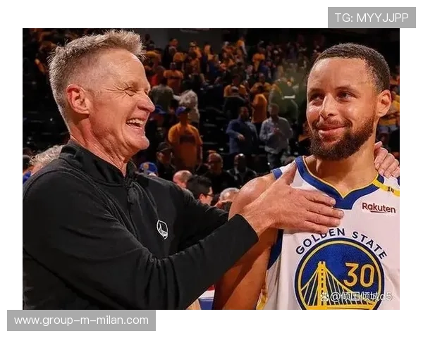 勇士库里强势回归，带领球队大胜魔术